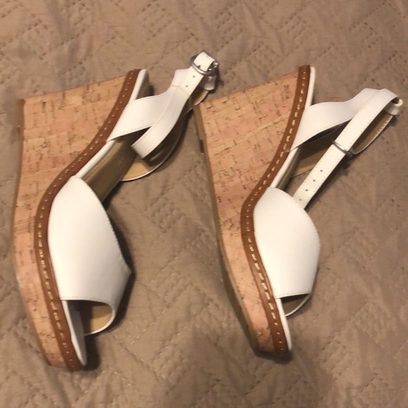 CL by Laundry White Cork Wedge Sandals - Picture 4 of 8